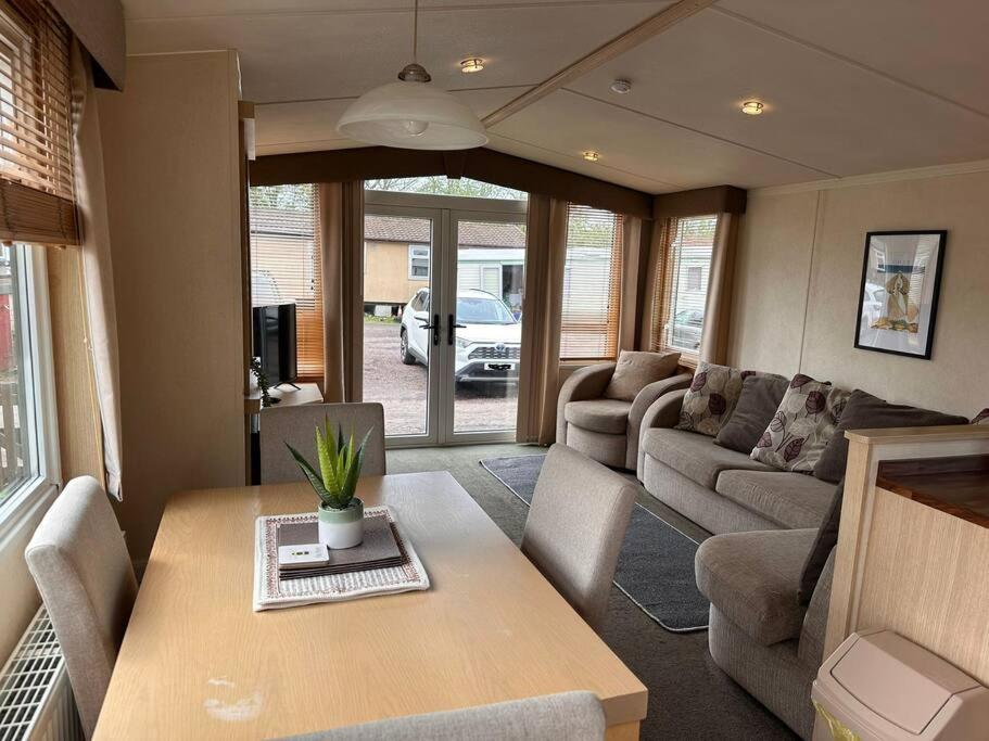 Swift Moselle 2 Bedroom Parkhome - Uddingston, Glasgow Buitenkant foto